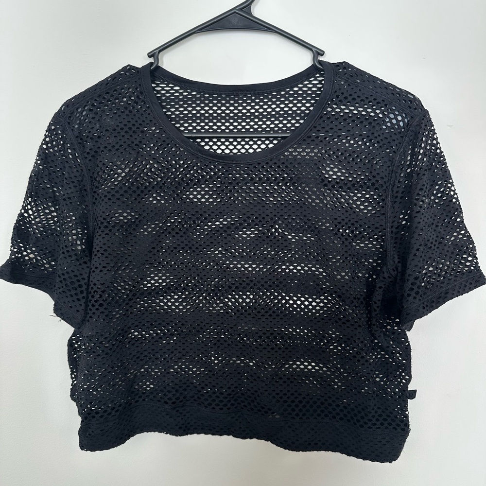 Mesh lululemon top